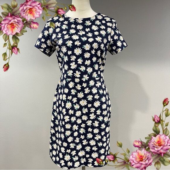 Old Navy Dresses & Skirts - Old Navy floral short sleeve mini dress